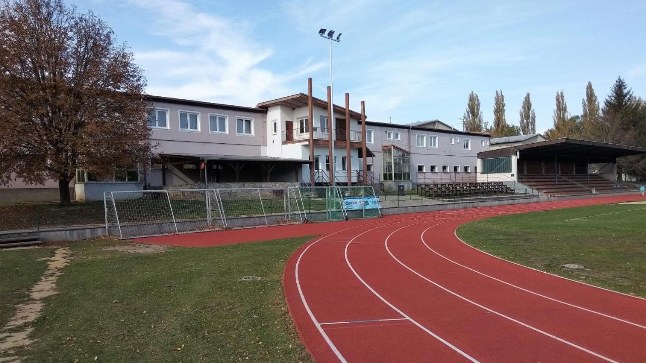 Penzion Athena - Sportovni Areal Nova Vcelnice Εξωτερικό φωτογραφία